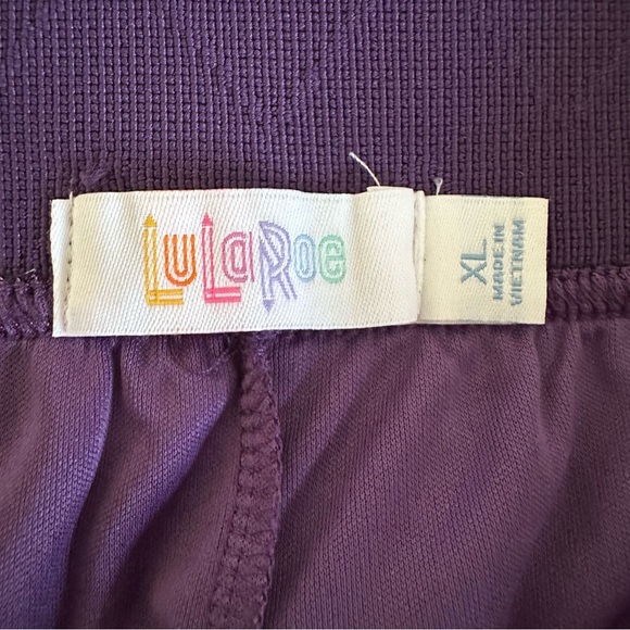 Lularoe Lola Purple Feather Pattern Skirt Sz XL Flowy Hippie Fairy Festival Boho - Picture 7 of 9